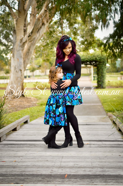 “Blueberry Blossom" Long Sleeved Ladies Dress