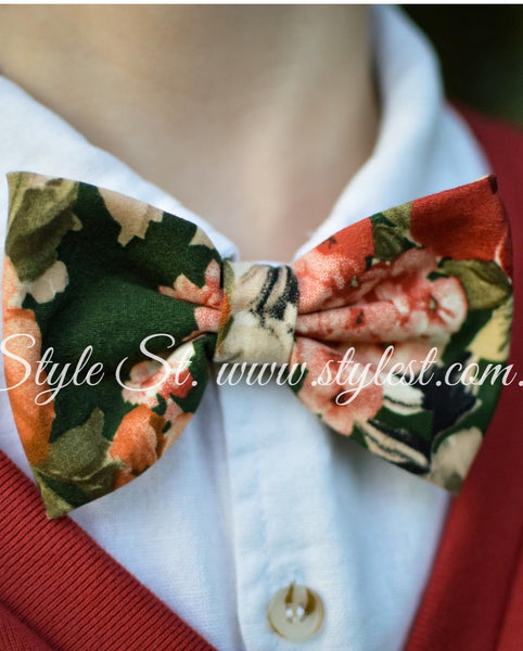 "Winter Fire" Adjustable Bow Tie